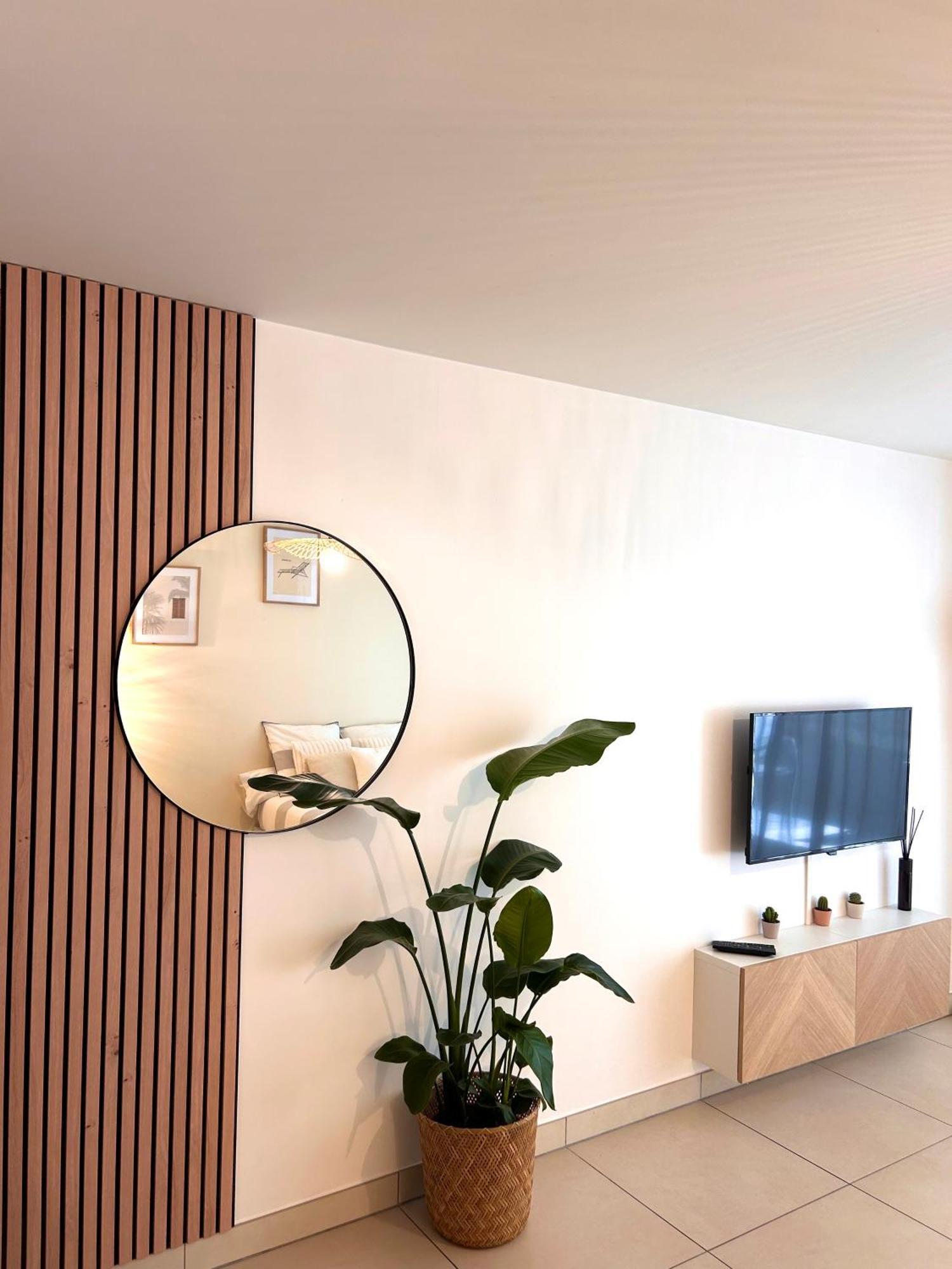 Studio Neuf - Portes De Monaco - Confort - Wifi - Clim 외부 사진