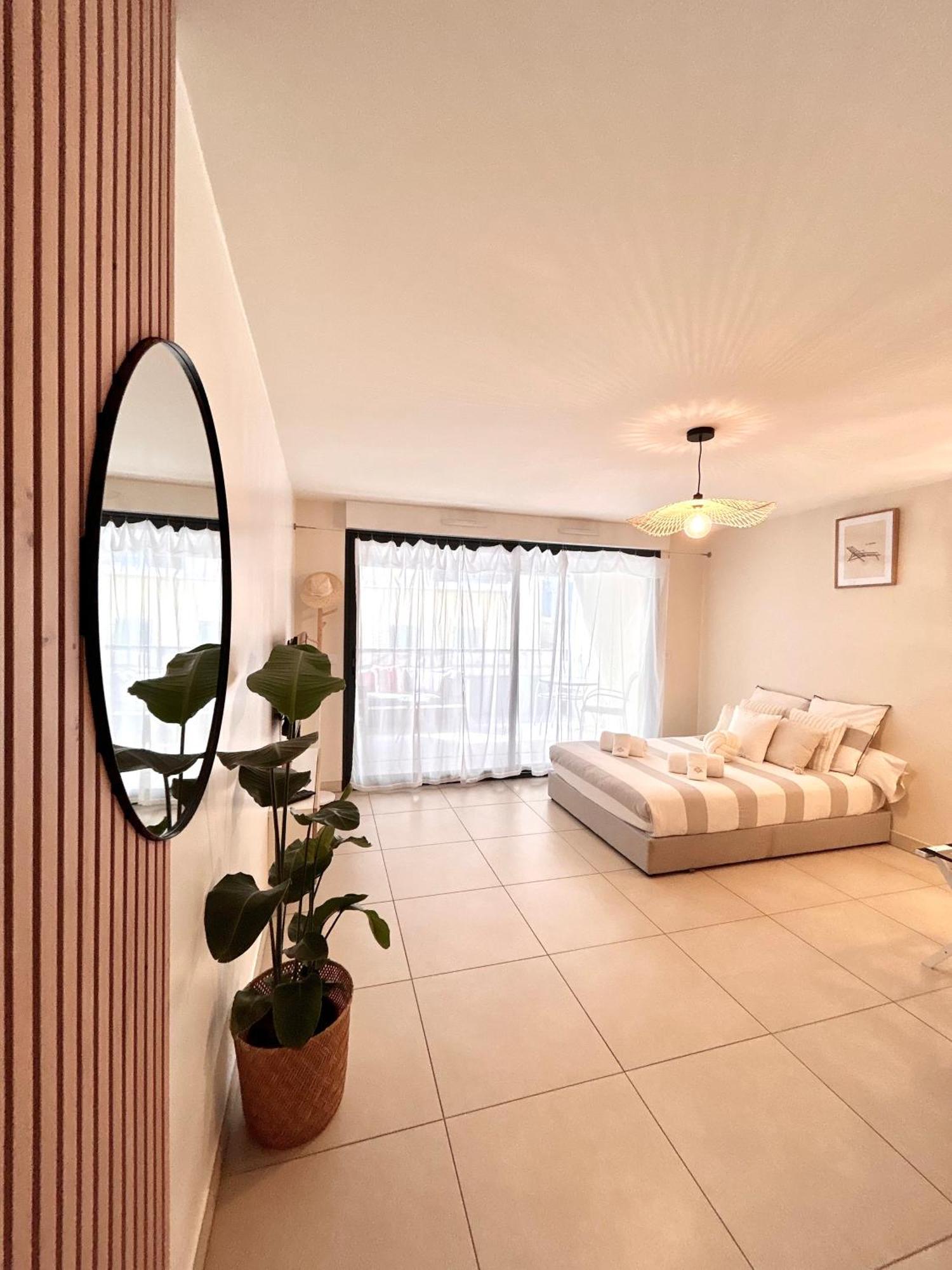 Studio Neuf - Portes De Monaco - Confort - Wifi - Clim 외부 사진